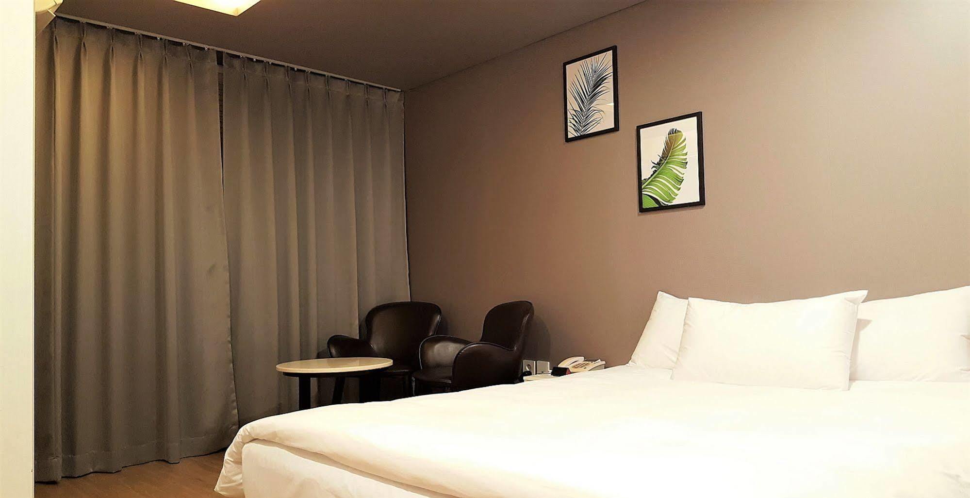 Hotel Bridge Seul Zewnętrze zdjęcie