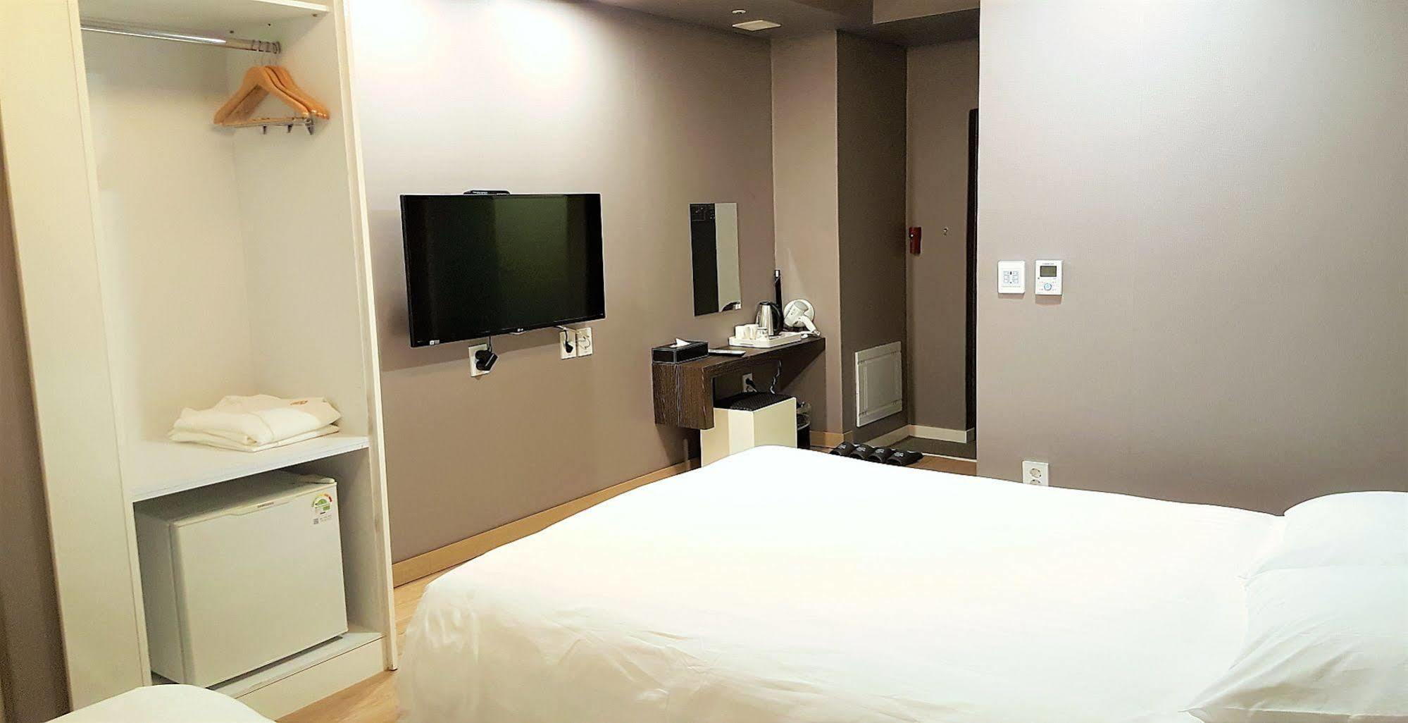 Hotel Bridge Seul Zewnętrze zdjęcie