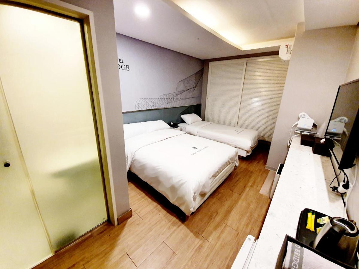 Hotel Bridge Seul Zewnętrze zdjęcie