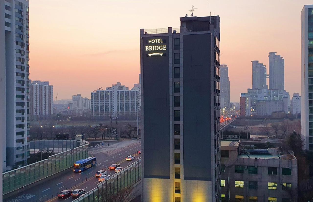 Hotel Bridge Seul Zewnętrze zdjęcie