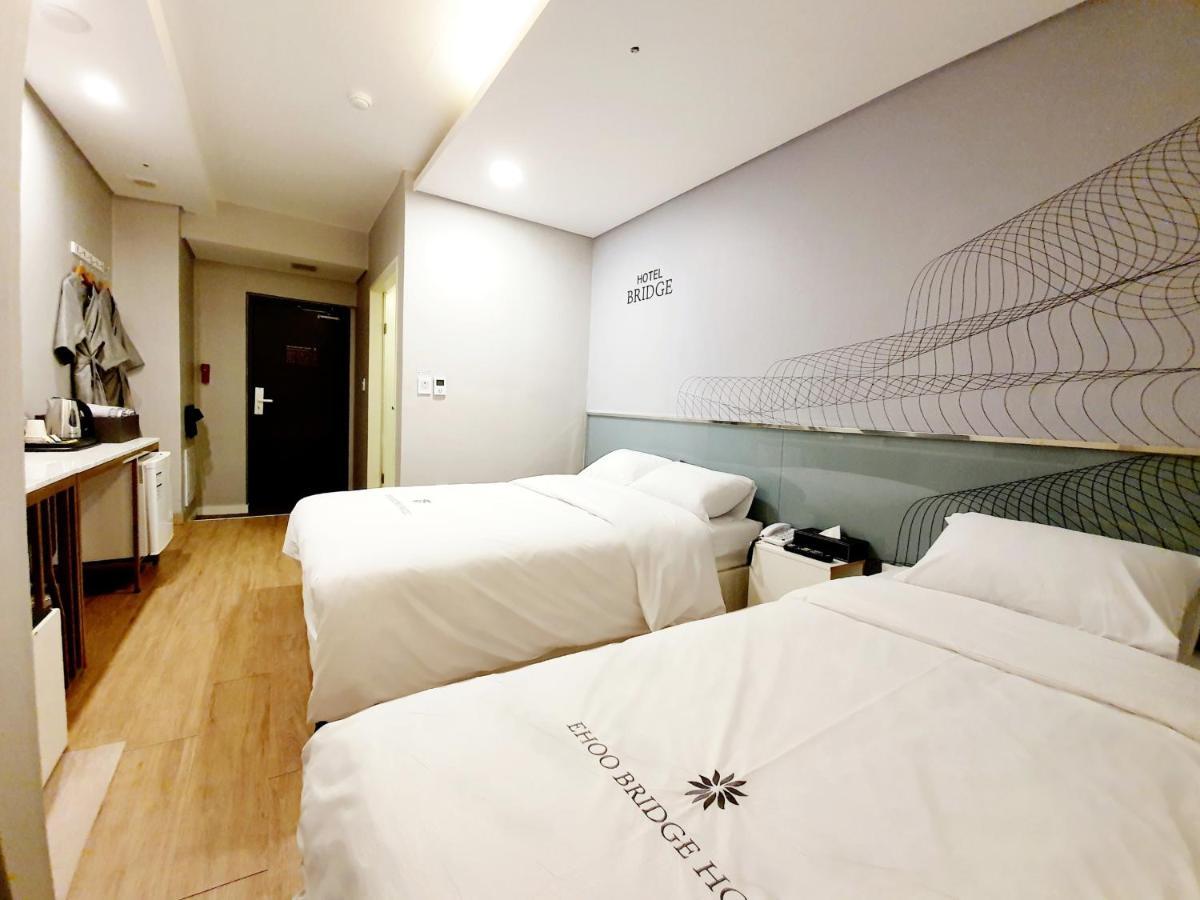 Hotel Bridge Seul Zewnętrze zdjęcie